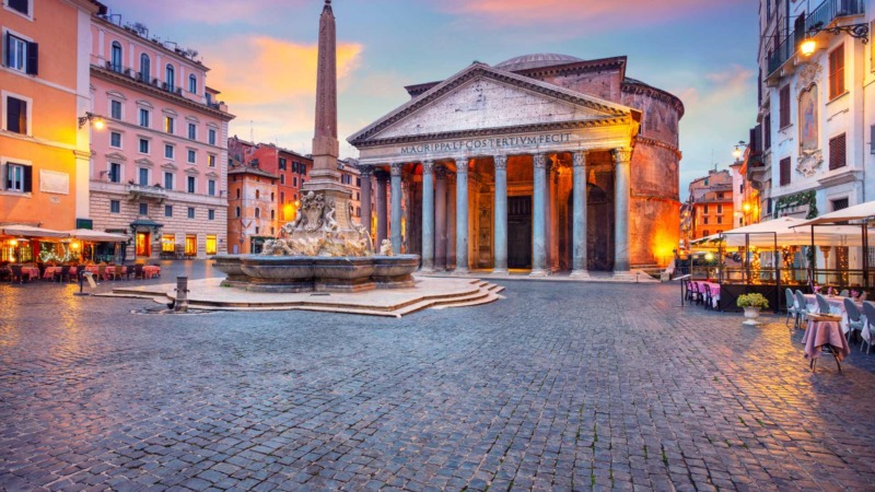 Pantheon in a Whole New Way with a Golf Cart Tour